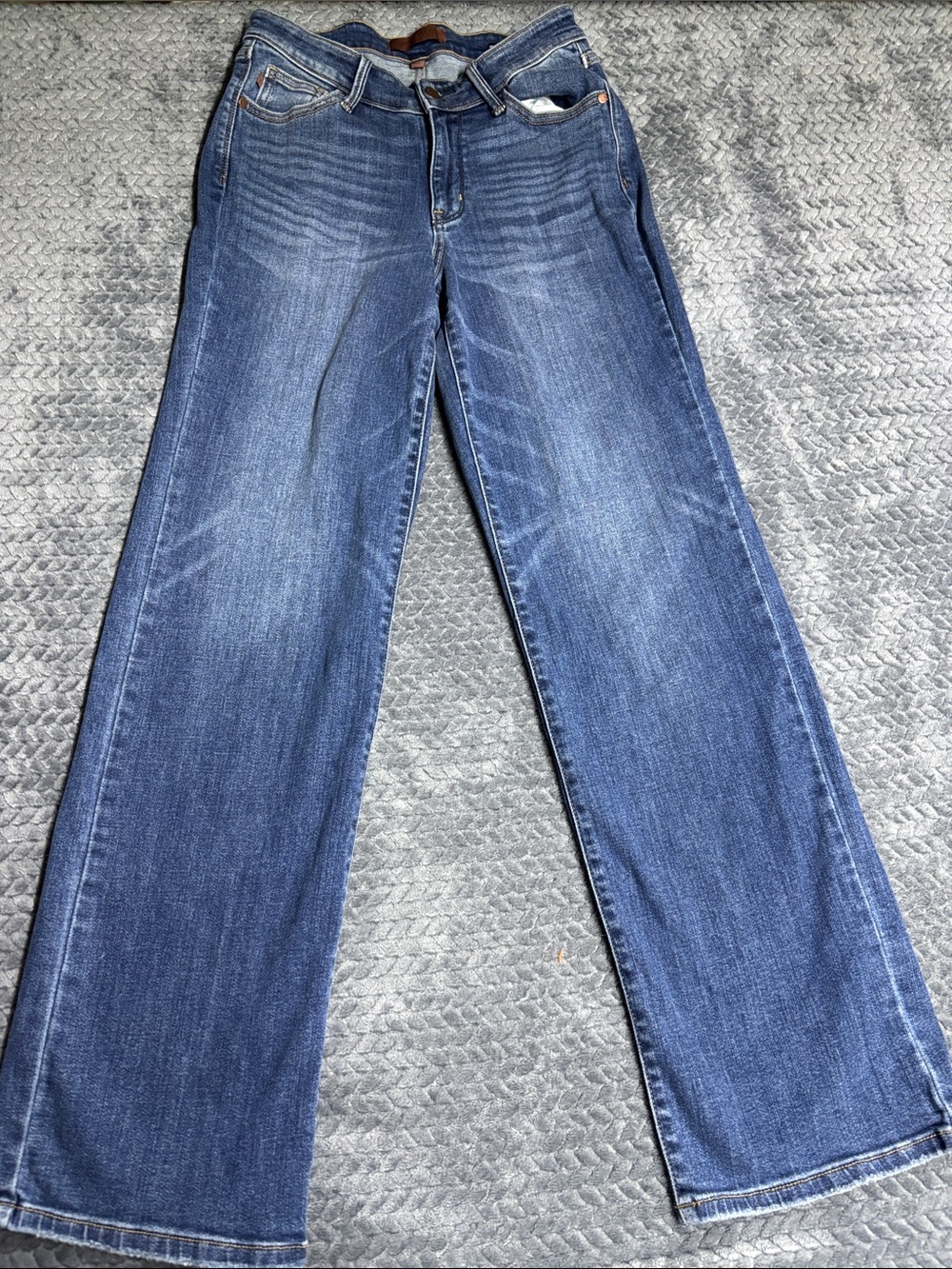 Judy Blue Medium Wash 90’s Straight Leg Jeans